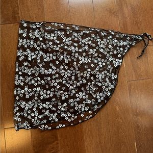 Floral Black and White Swim Cover-Up
